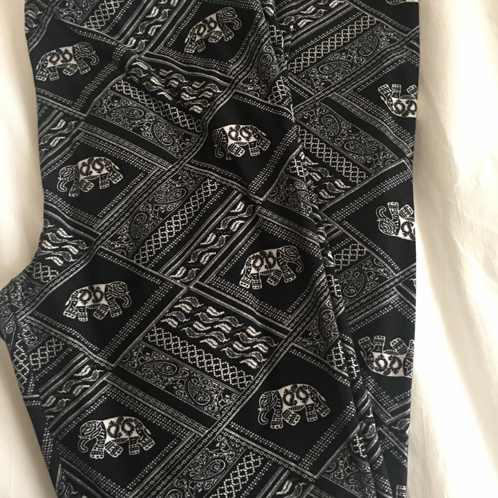 EUC leggings by Hippie Rose